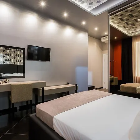 Hotel Crystal Light 4*