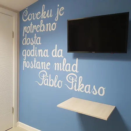 Crystal Light 4* Ni