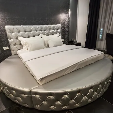 Crystal Light 4* Ni