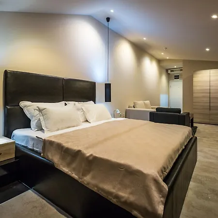 Hotel Crystal Light 4*