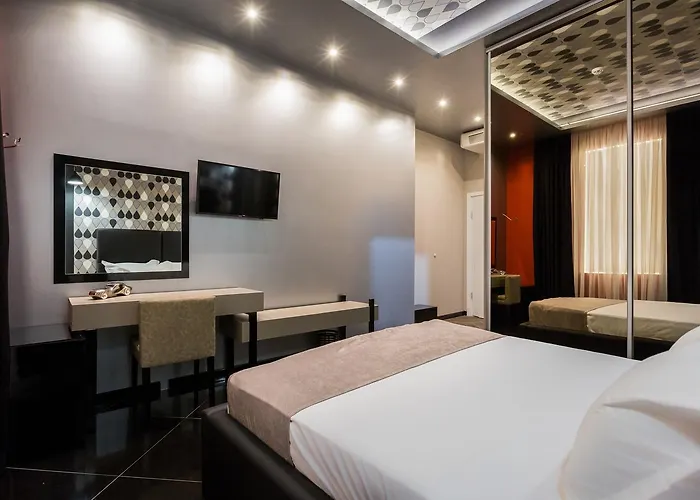 Hotel Crystal Light 4*