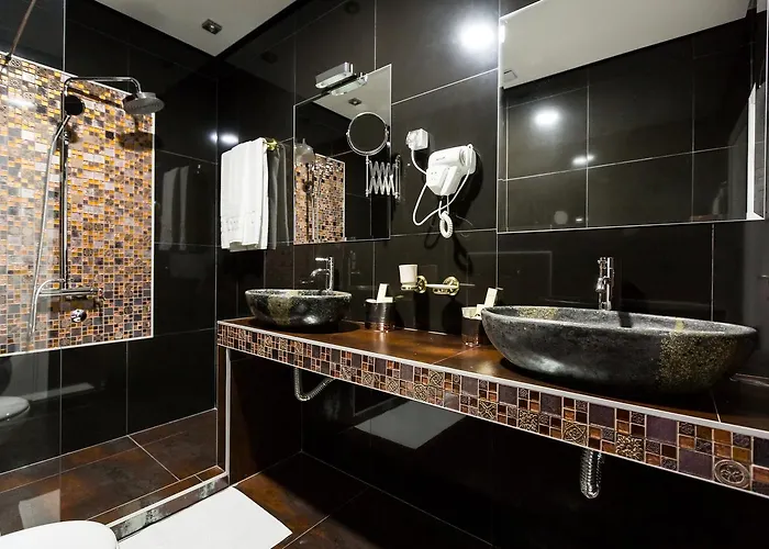 Crystal Light 4* Ni