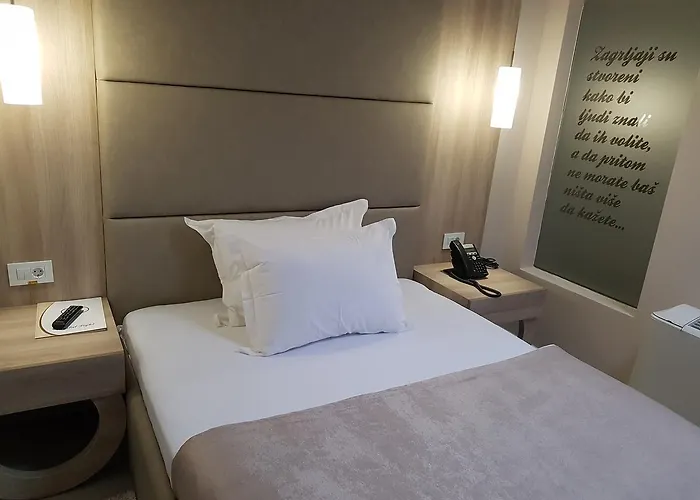 Crystal Light 4* Ni