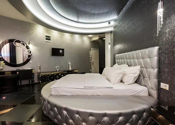 Hotel Crystal Light 4*