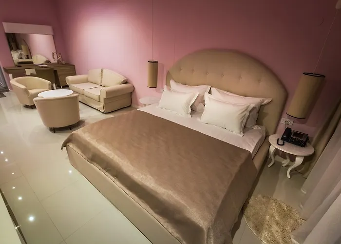 Hotel Crystal Light 4*